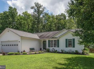 11903 Gardenia Dr, Fredericksburg, VA 22407