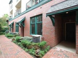 2010 E Windsor Pl, Milwaukee, WI 53202