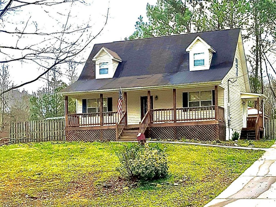 1st image of 144 Norwood Dr SE