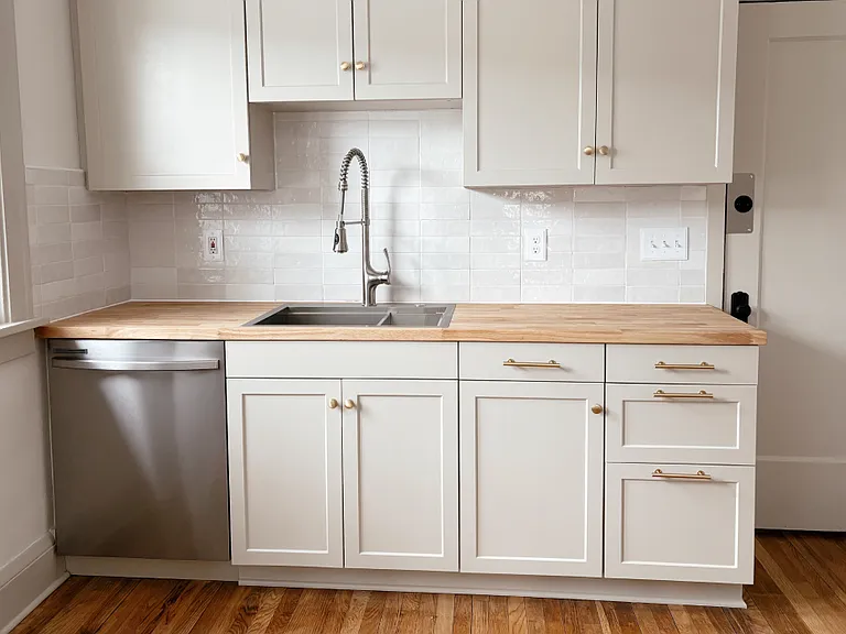 2132 Waterbury Rd #UP — Photo 1