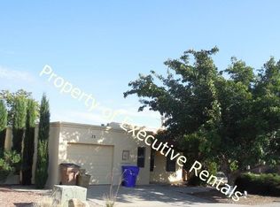 872 Windsor Ct, Las Cruces, NM 88005