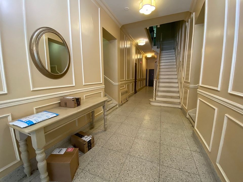2nd image of 421 W 57th St Front 1
