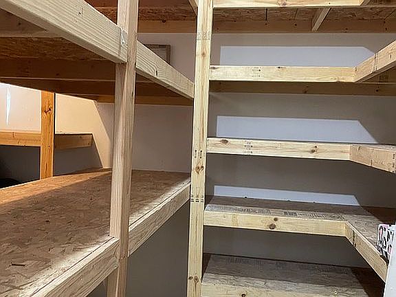 2nd image of 1521 Avenue F