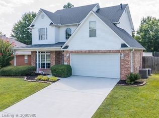 1520 Rockhurst Dr, Fort Smith, AR 72908