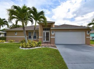 625 SW 32nd Ter, Cape Coral, FL 33914