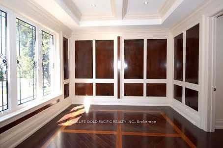 4th image of 82 York Rd