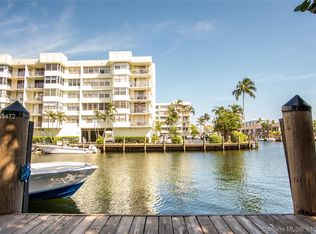 16517 NE 26th Ave #1A, North Miami Beach, FL 33160