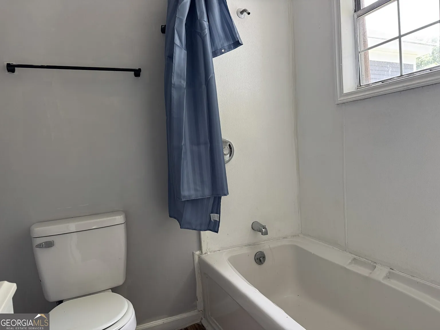 2 bed, 1.0 bath, 1078 sqft, $950 — Photo 4