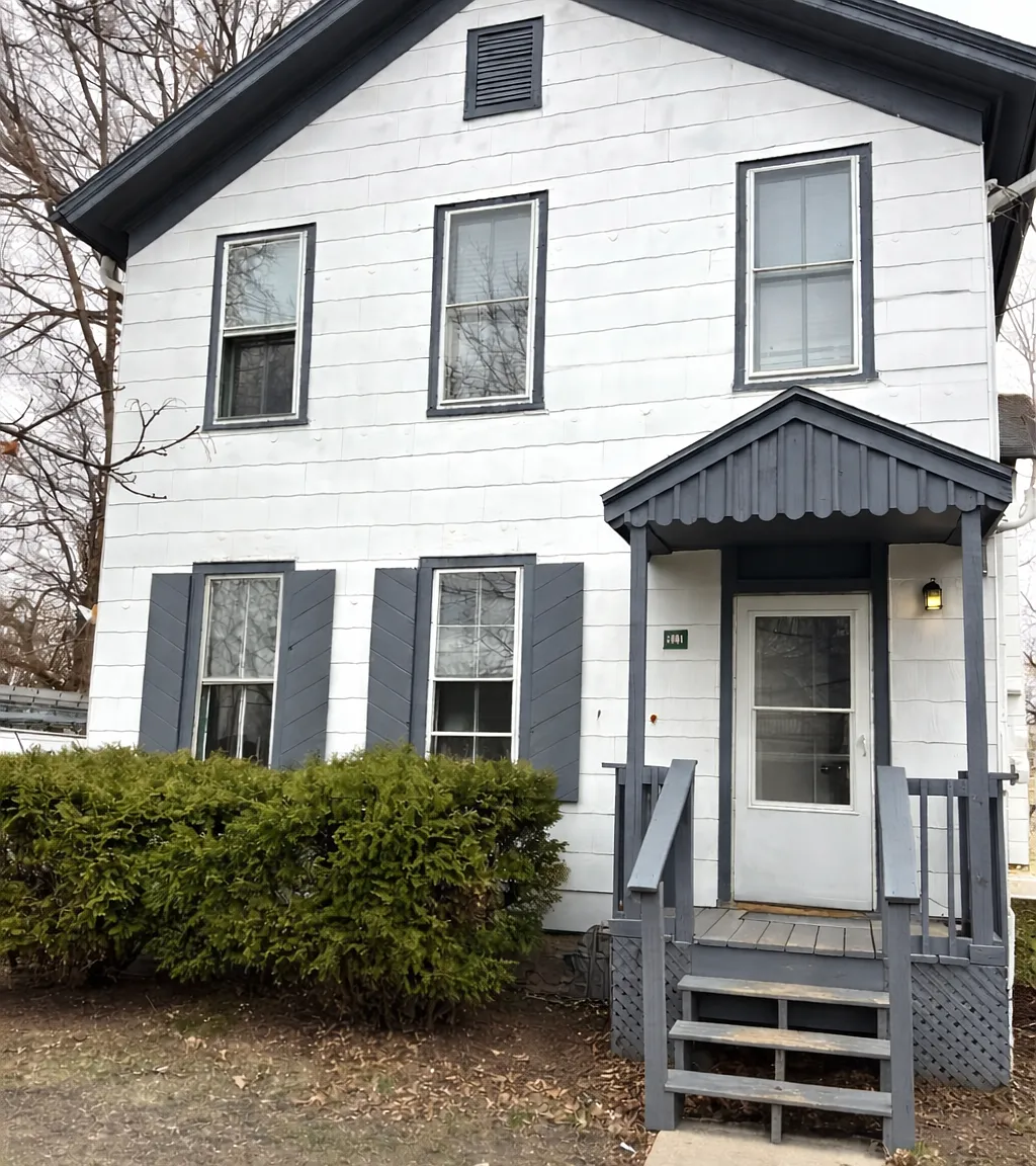 411 Barney Street — Photo 1