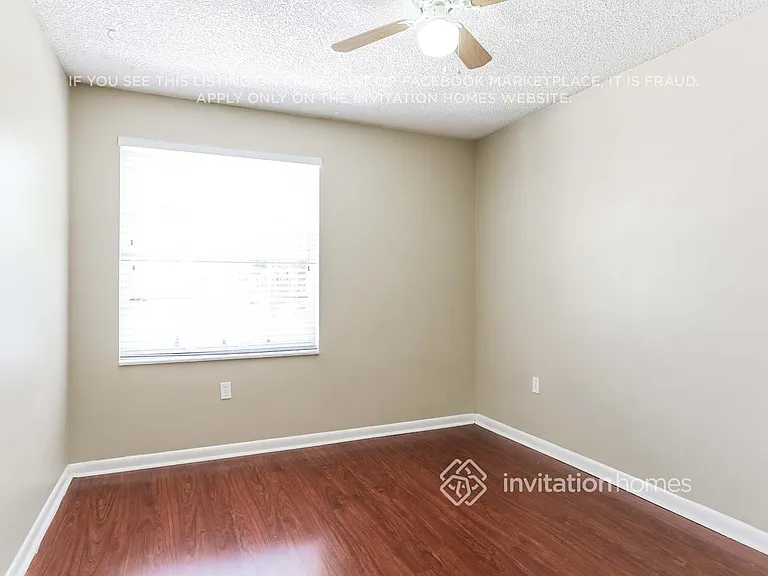 1218 Oakwater Dr — Photo 12