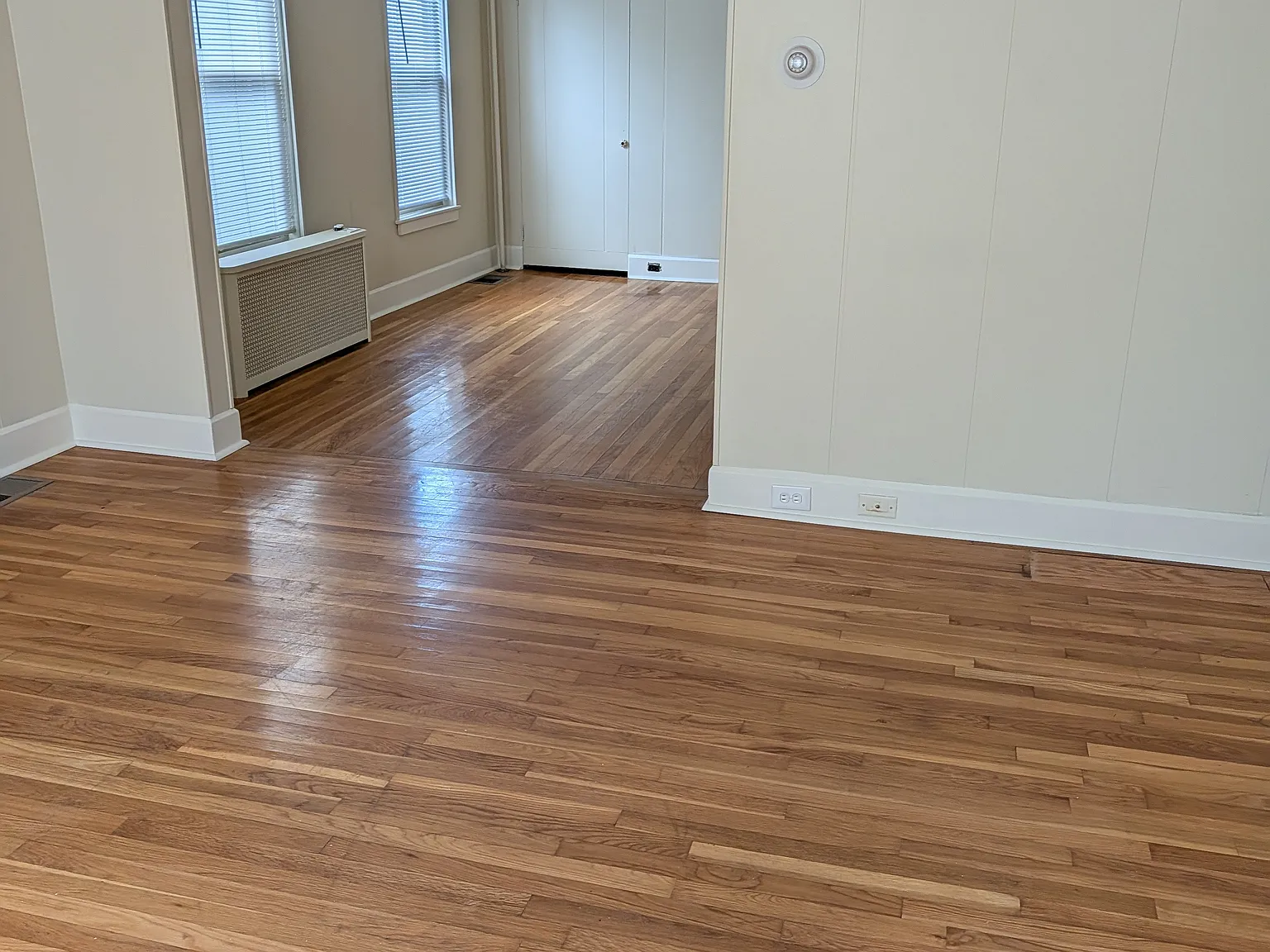 3 bed, 2000 sqft, $2,250 — Photo 2