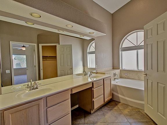 5th image of 3342 E Sequoia Dr