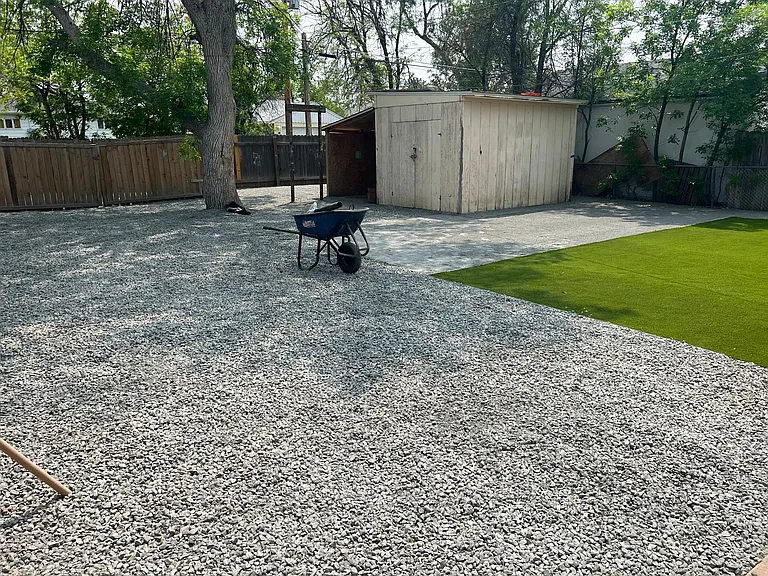 1656 Lansing St — Photo 6