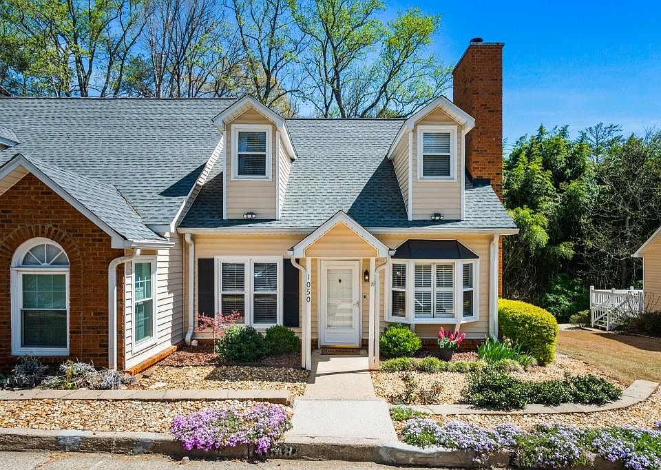 1st image of 1050 Sasha Ln