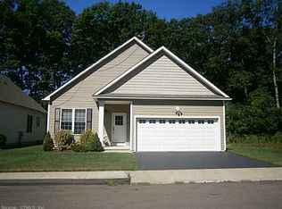 45 Pinehurst Dr, East Haven, CT 06513