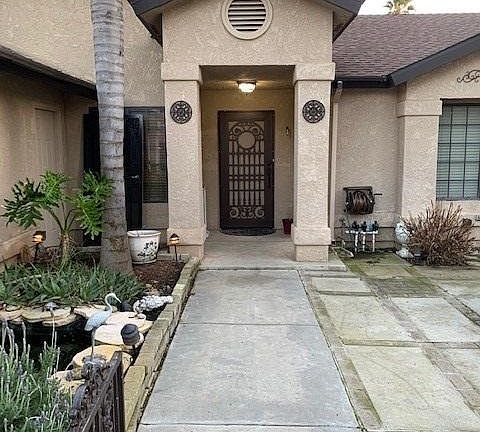 2nd image of 1815 E Pryor Dr