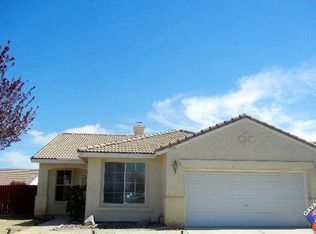 1702 W Holguin St, Lancaster, CA 93534