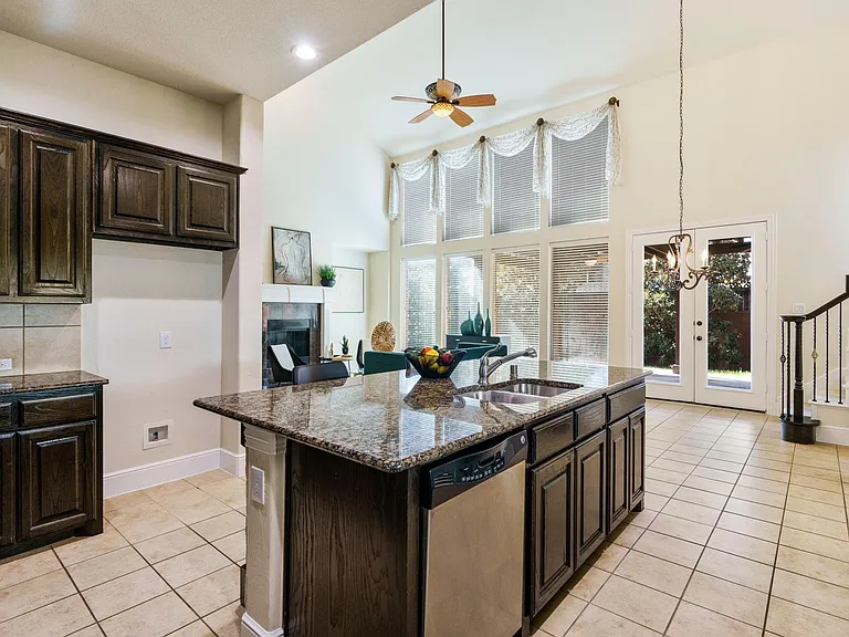 4624 United Ln — Photo 9