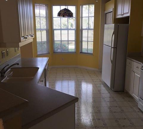 4th image of 4255 Woodhall Cir #0