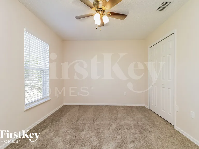 711 Hamster Way — Photo 10