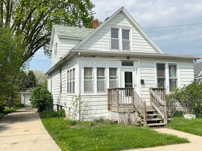 335 North Ave, Sycamore, IL, 60178