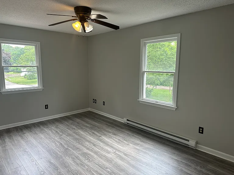 17 Ashaway Rd #B — Photo 5
