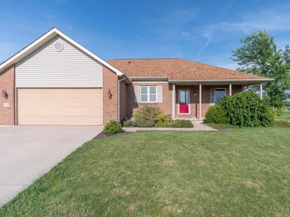 202 Hudson Dr, Jackson Center, OH 45334