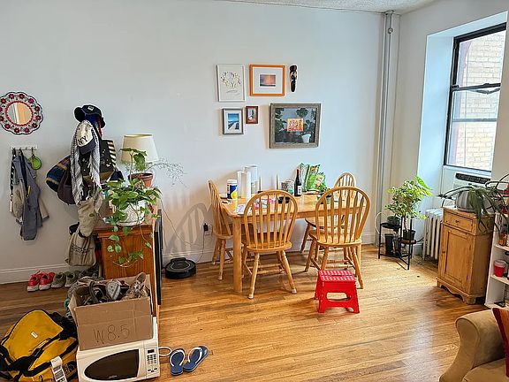 5th image of 83 W 104th St APT 5