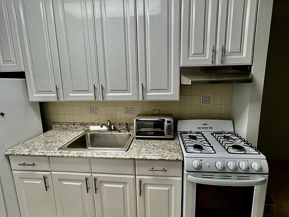 2nd image of 297 Bay 11th St #1