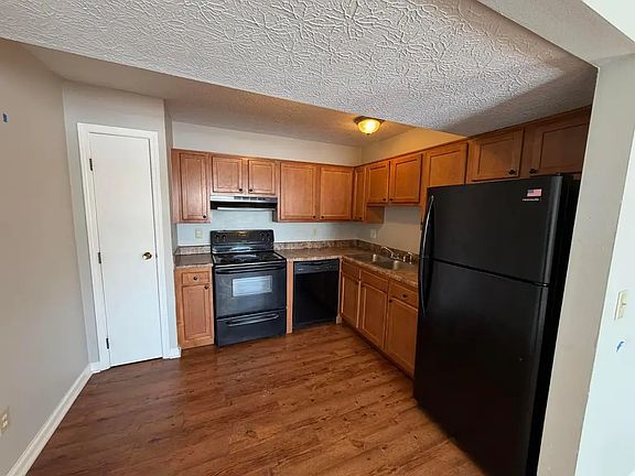2nd image of 7887 Thornfield Ln #1