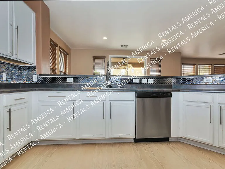 7004 S Catchfly Ct — Photo 9