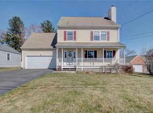 20 Lorraine Ter, Middletown, CT 06457