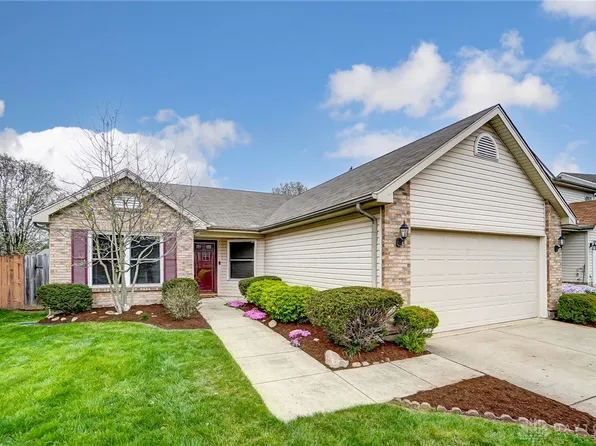 5297 Mallet Club Dr, Dayton, OH 45439