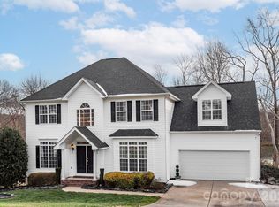 156 Lighthouse Rd, Mount Holly, NC 28120