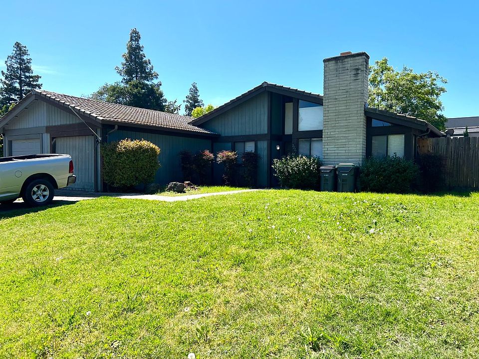 1st image of 2227 Lido Cir