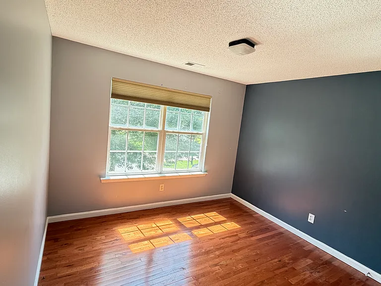 2400 Hampton Estates Dr SW #A — Photo 25