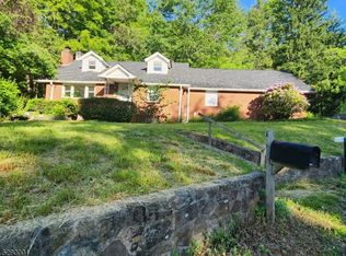 72 Glenwood Mountain Rd, Sussex, NJ 07461