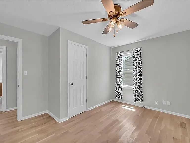 7029 Beverly St — Photo 12