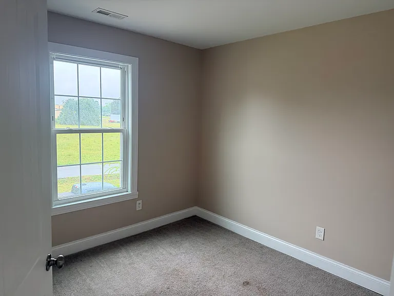 1331 Filbert St — Photo 7