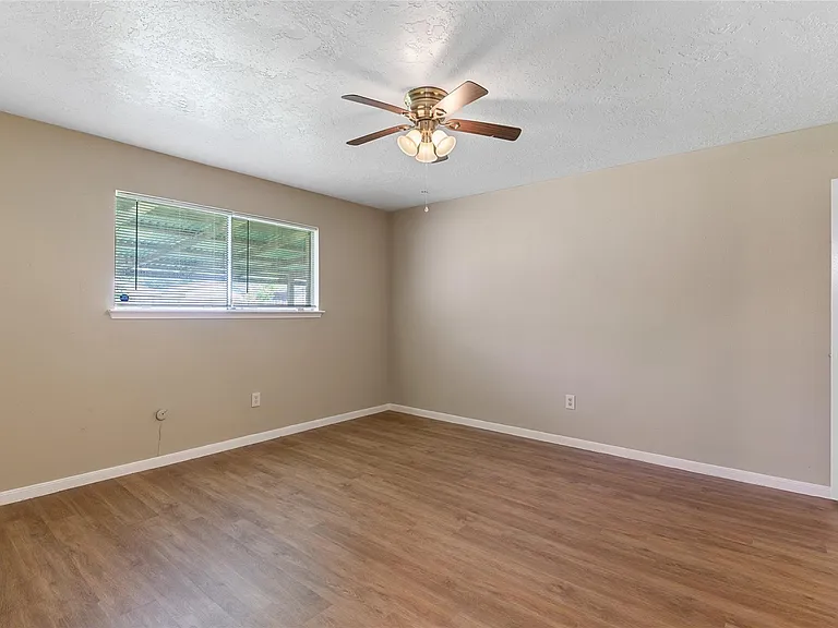 10427 Huntington Place Dr — Photo 11
