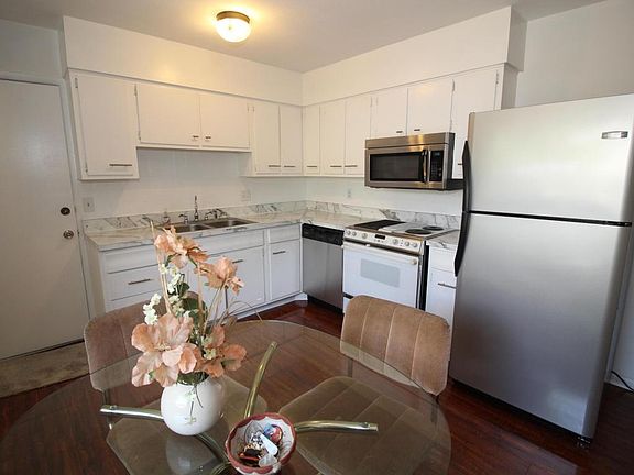 5th image of 6491 Ambleside Dr