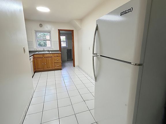 3rd image of 50 Mount Ararat Rd #1
