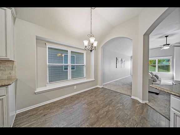 5th image of 3530 Tulip Trace Dr