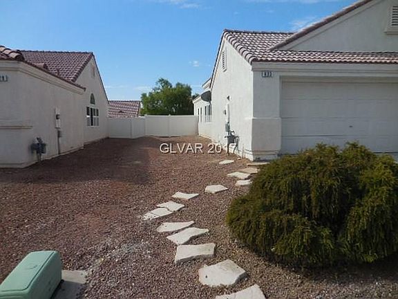 3rd image of 633 Lava Beds Way