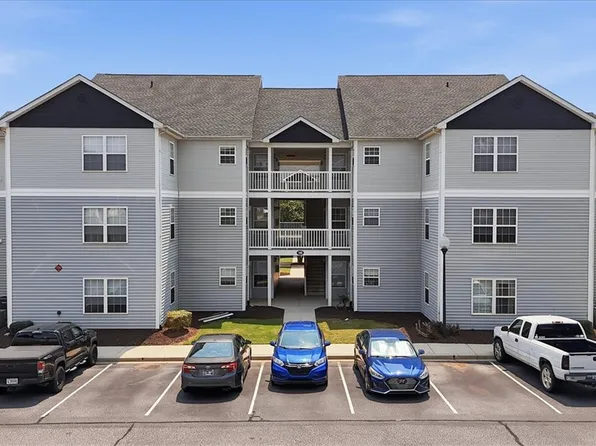 146 University Village Dr, Central, SC 29630