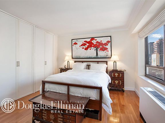 2nd image of 240 E 47th St APT 28A