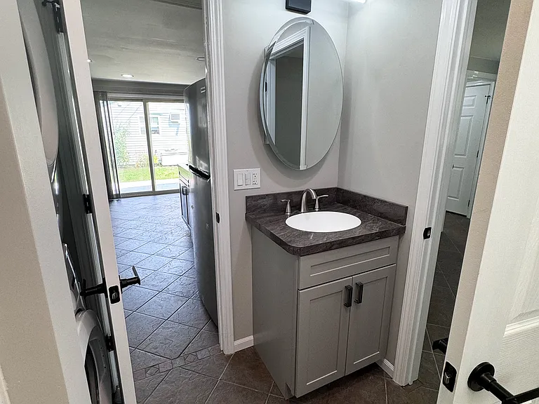 6145 Lake Rd W #3 — Photo 11