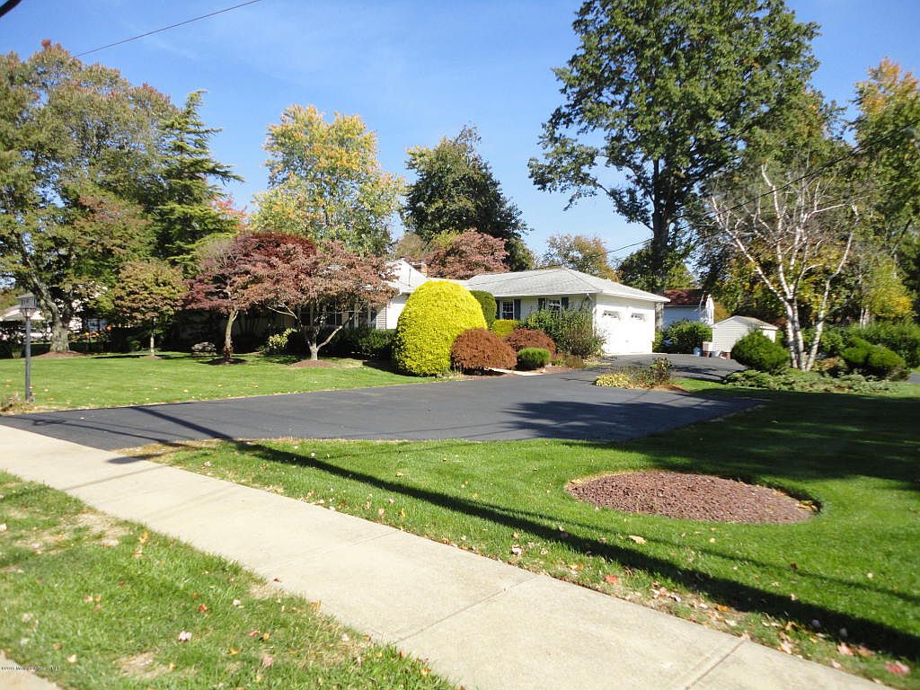 24 Pease Rd, Manalapan, NJ 07726 Zillow