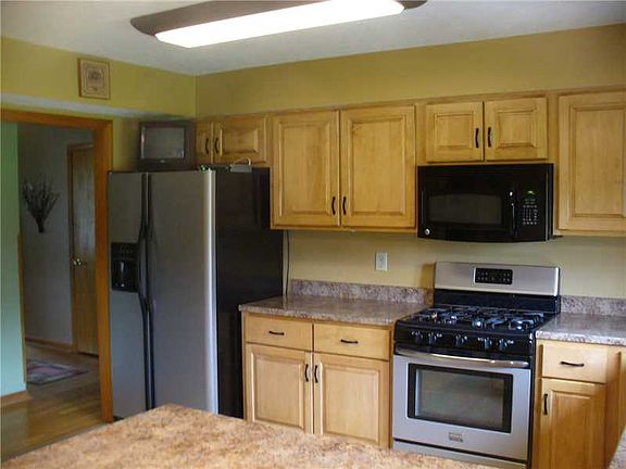 5th image of 4547 Covey Cir