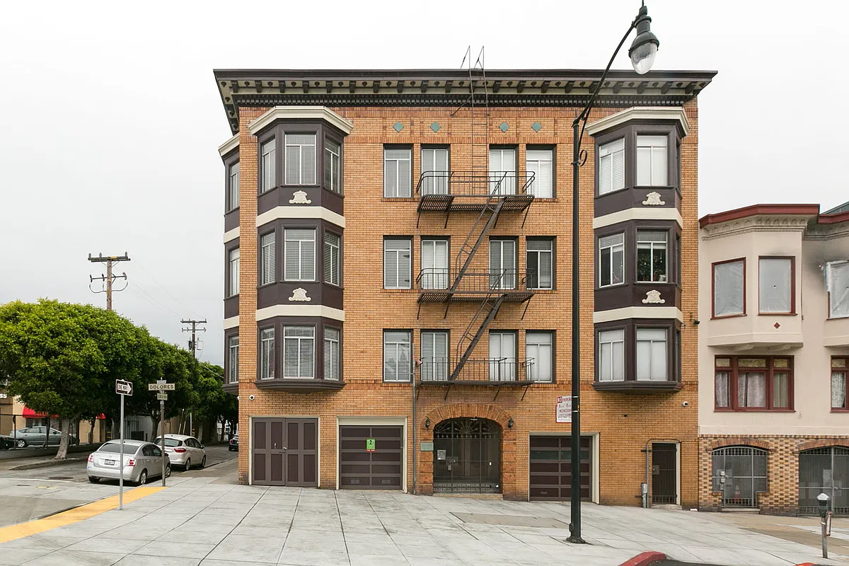 Building Photo - 11 Dolores